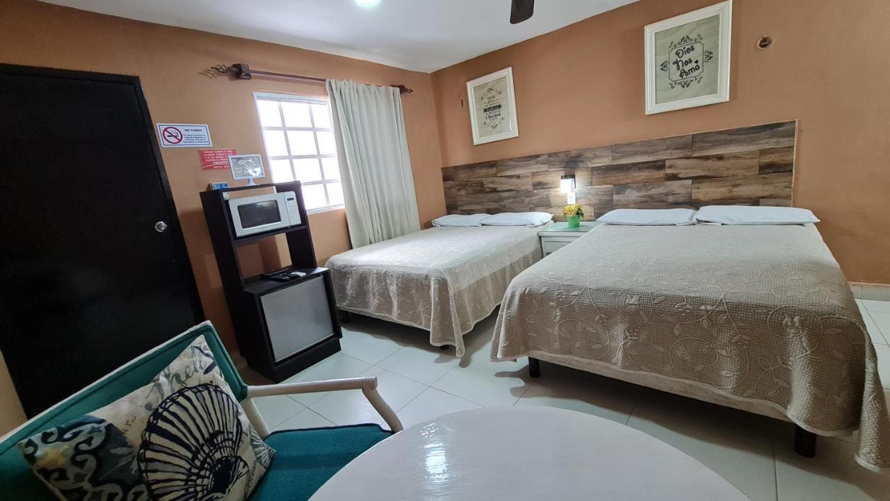 Dna Cancun Hotel Y Posada Eksteriør billede
